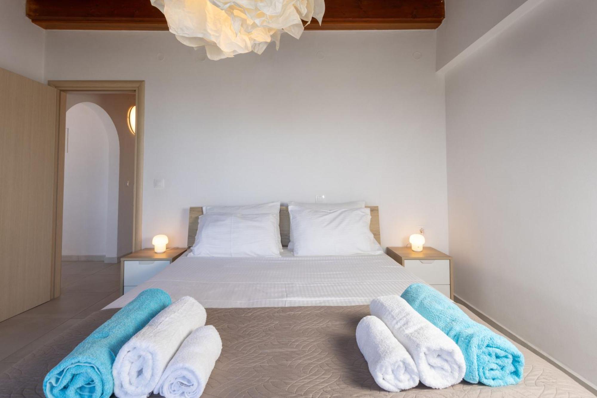 Villa Konstantinos Hilltop Vineyard Escape Almyrida  Bagian luar foto