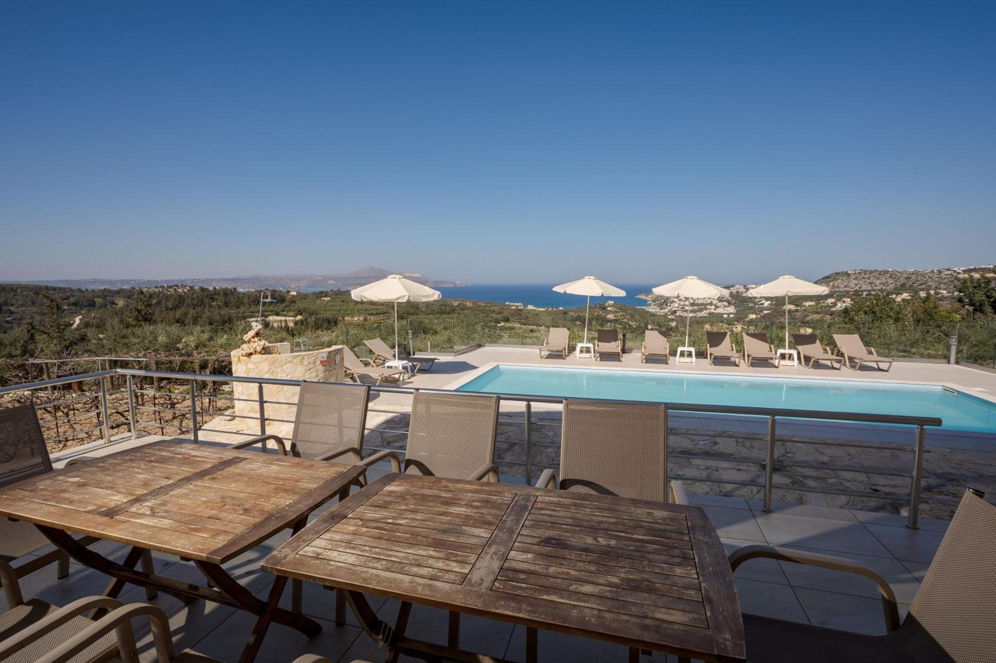Villa Konstantinos Hilltop Vineyard Escape Almyrida  Bagian luar foto